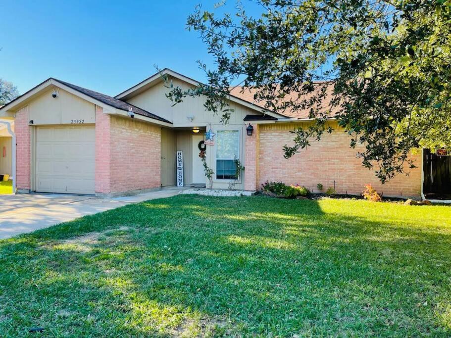 3 Bedroom Entire Home - Centrally Located In Katy, Texas Exterior photo