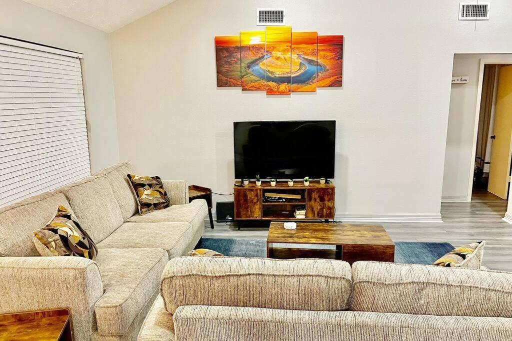 3 Bedroom Entire Home - Centrally Located In Katy, Texas Exterior photo